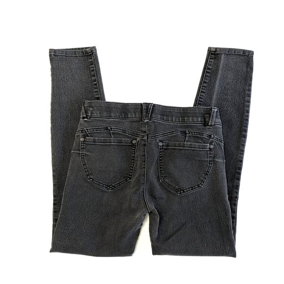 Democracy Women's "Ab Solution" Booty Lift Black Wash Skinny Jeans. Size 6. - Picture 2 of 4
